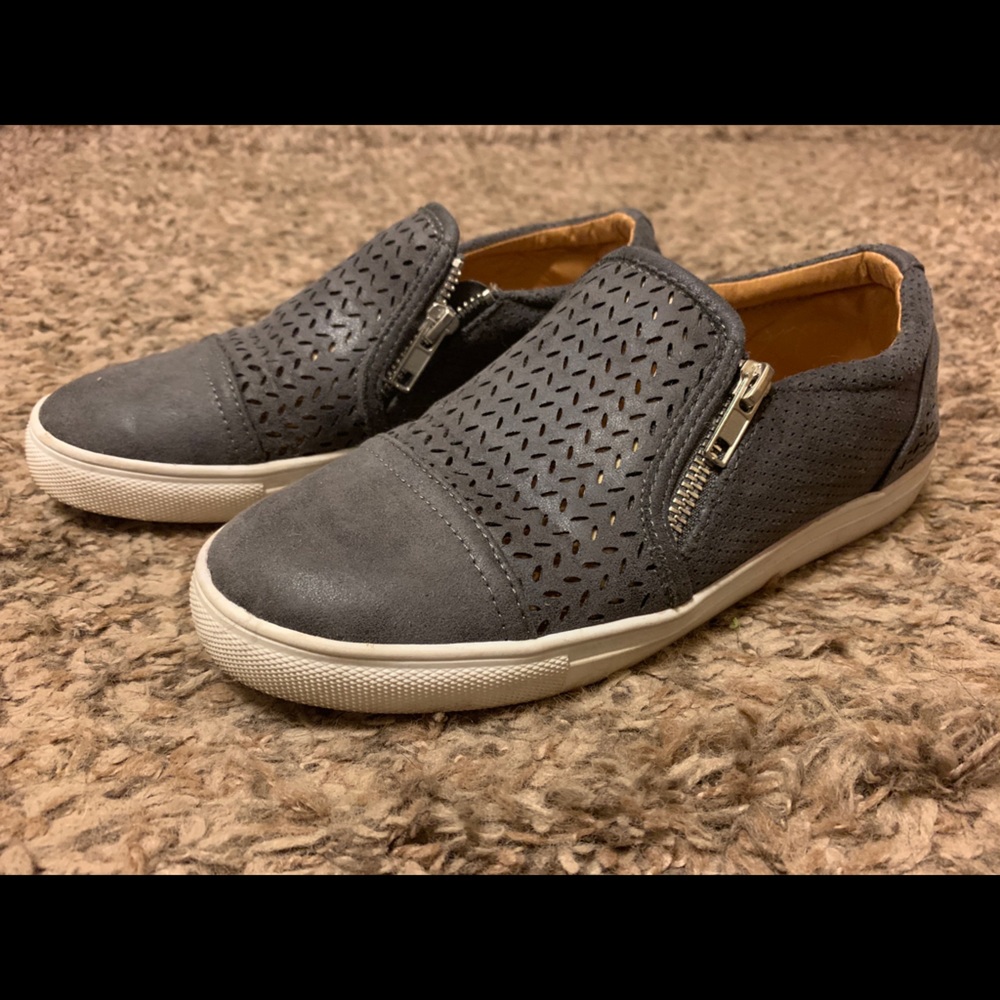 Report slip on sneakers